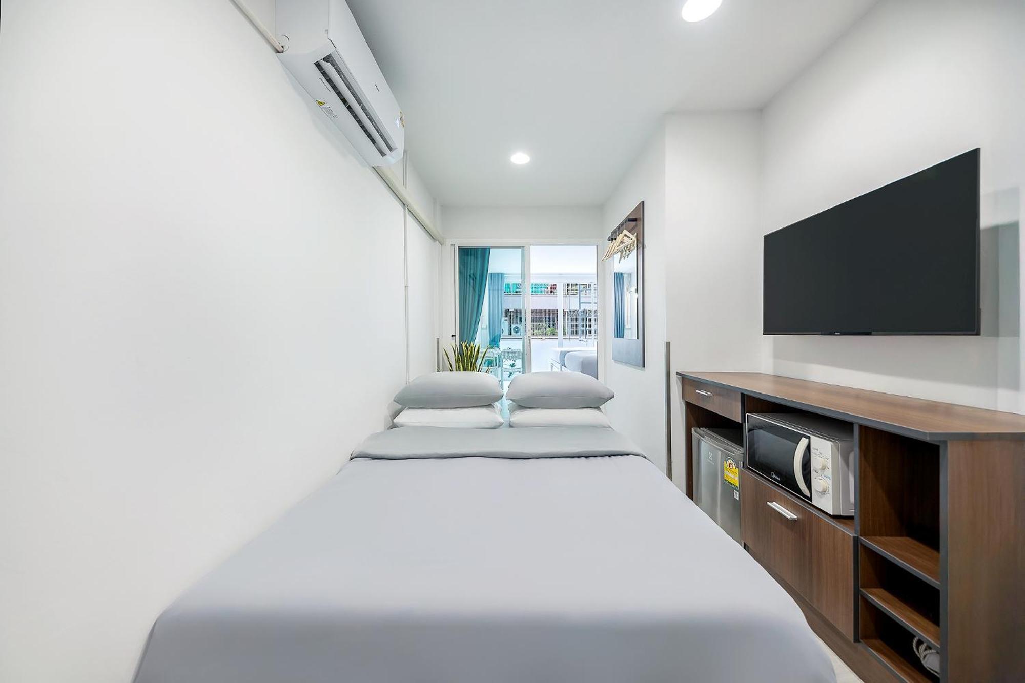Platinum Premium Deluxe Apartments Bangkok Bagian luar foto