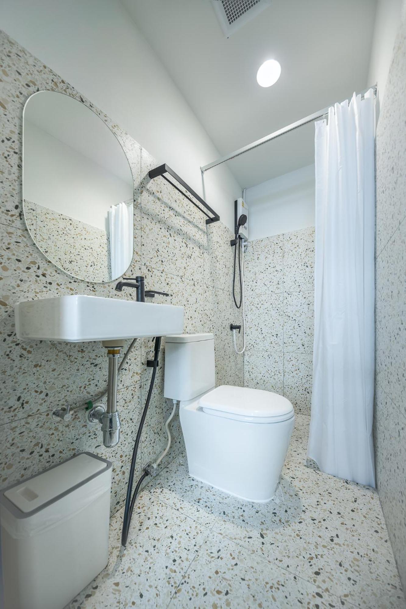 Platinum Premium Deluxe Apartments Bangkok Bagian luar foto